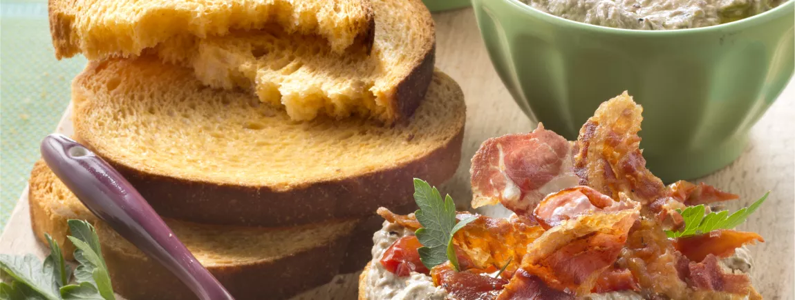 Toasts méditerranéens avec les Toasts Pelletier® Toasts méditerranéens avec les Apéro Toasts à l’Italienne de Belin®