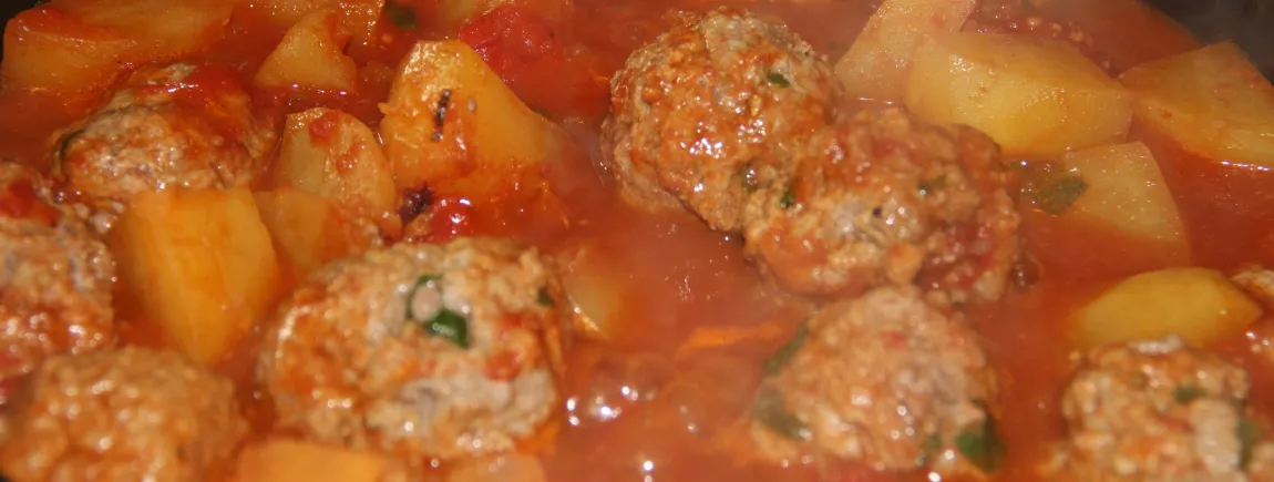 BOULETTES DE BOEUF HACHE AUX PARFUMS D'ORIENT BOULETTES DE BOEUF HACHE AUX PARFUMS D'ORIENT